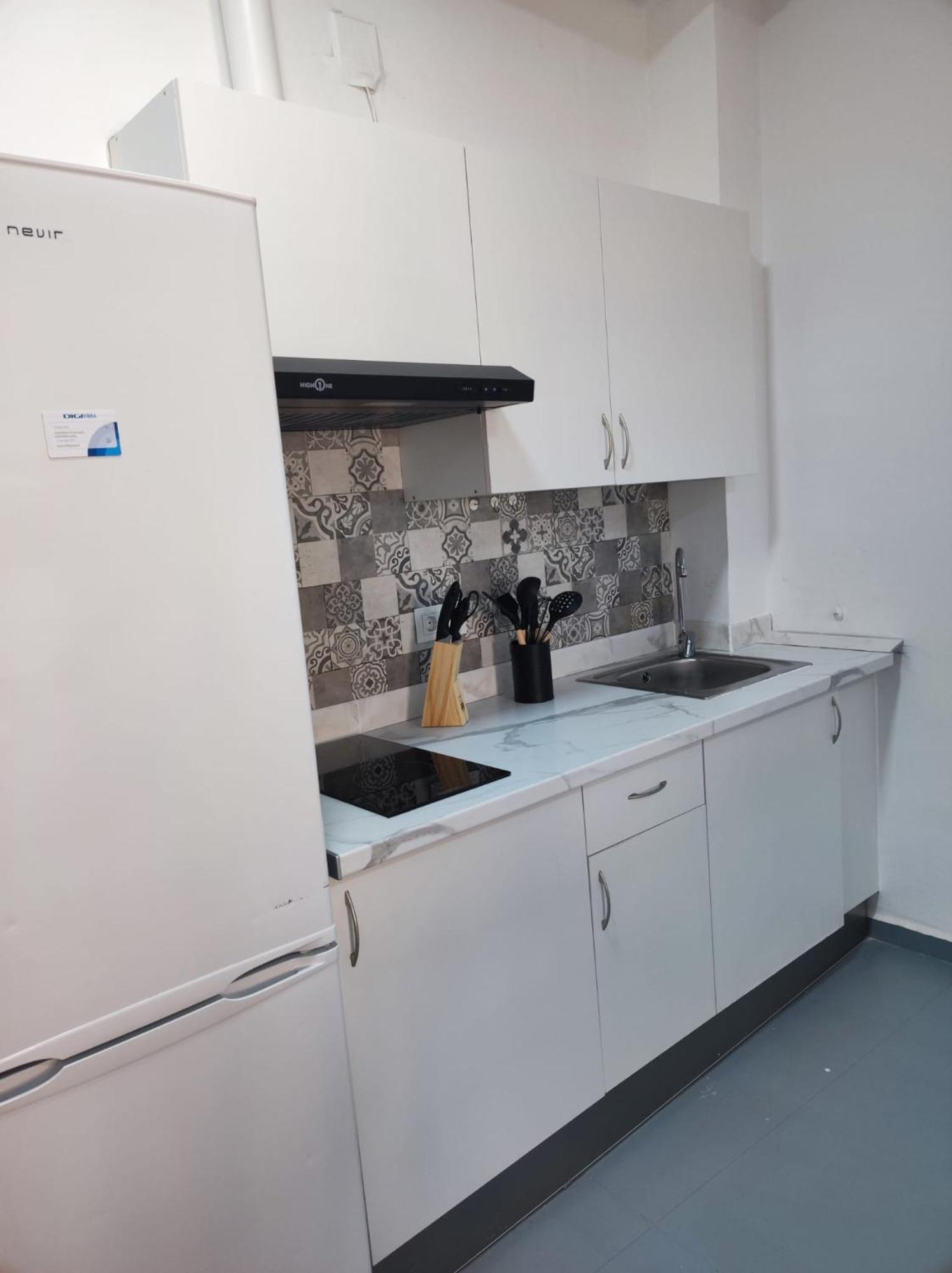 Apartamento Centrico Cerca De La Playa Аликанте Екстериор снимка